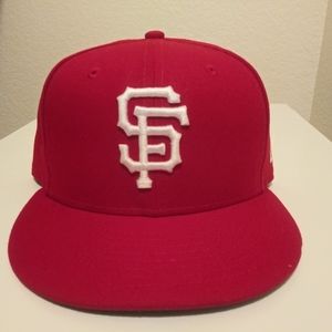 OFFICIAL MLB SAN FRANCISCO GIANTS FITTED HAT (BRAND NEW)